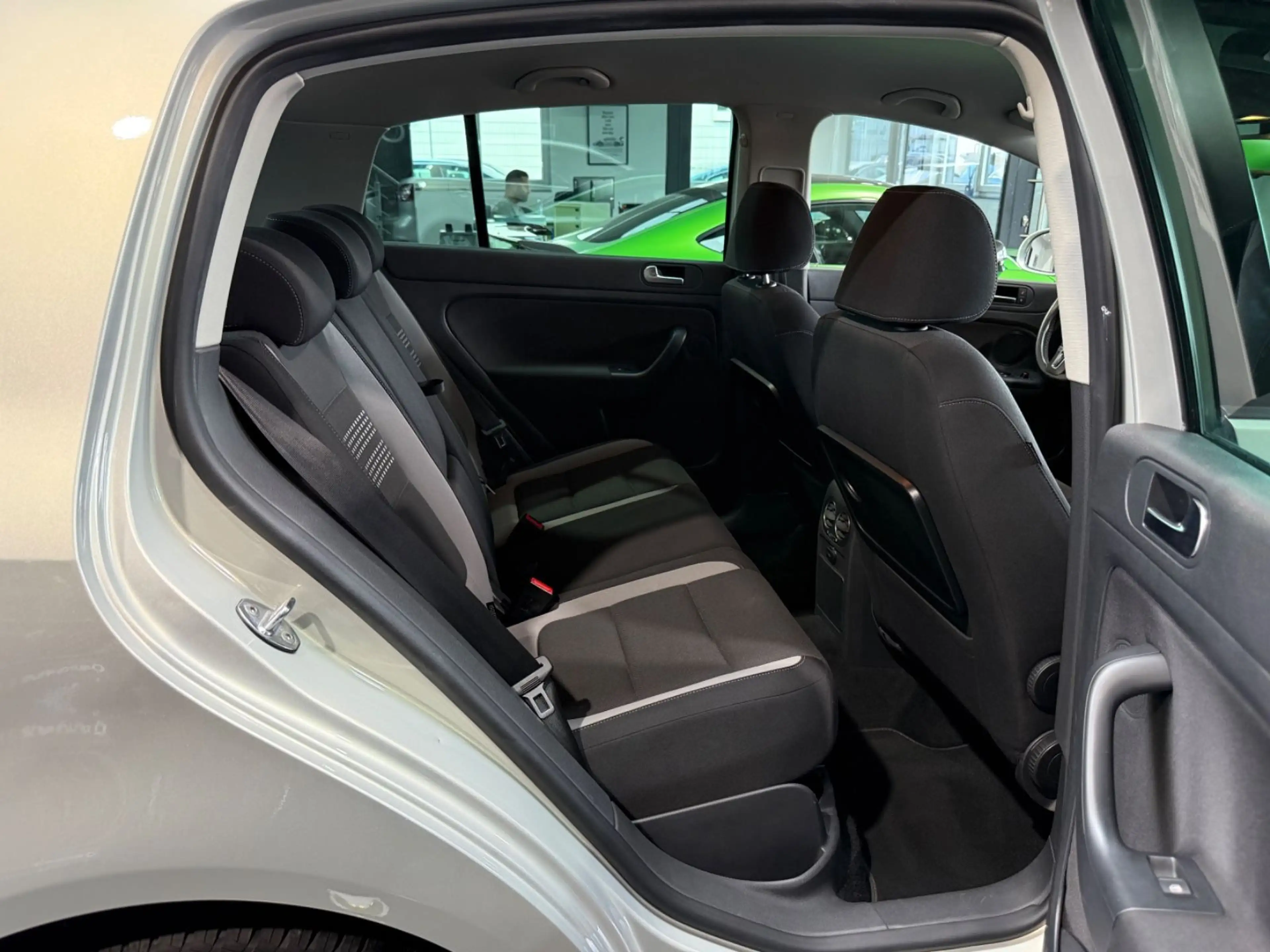 Volkswagen Golf Plus VI Life 2-Hand/Navi/Klimautomatik/PDC — photo 11