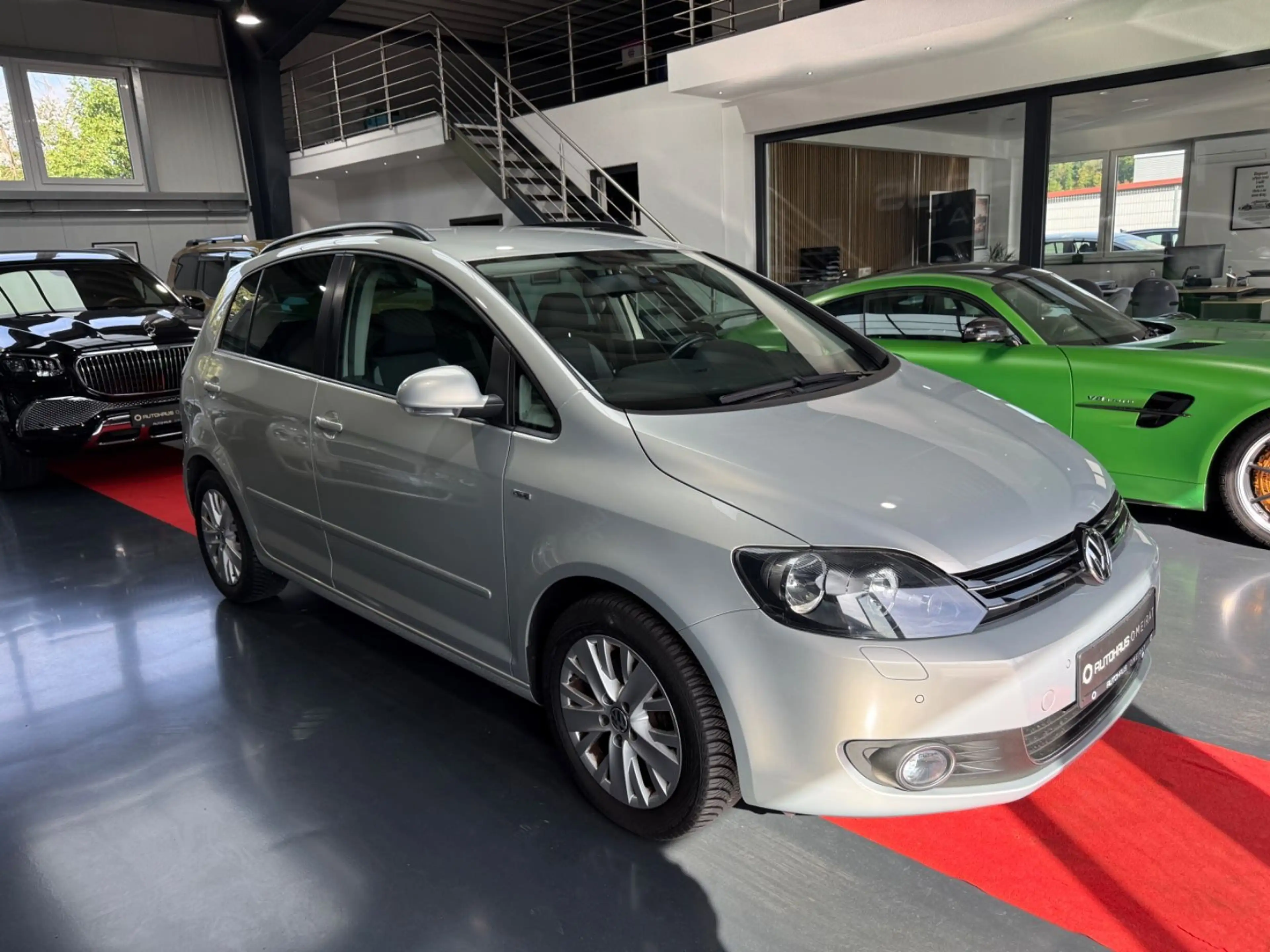 Volkswagen Golf Plus VI Life 2-Hand/Navi/Klimautomatik/PDC — photo 3