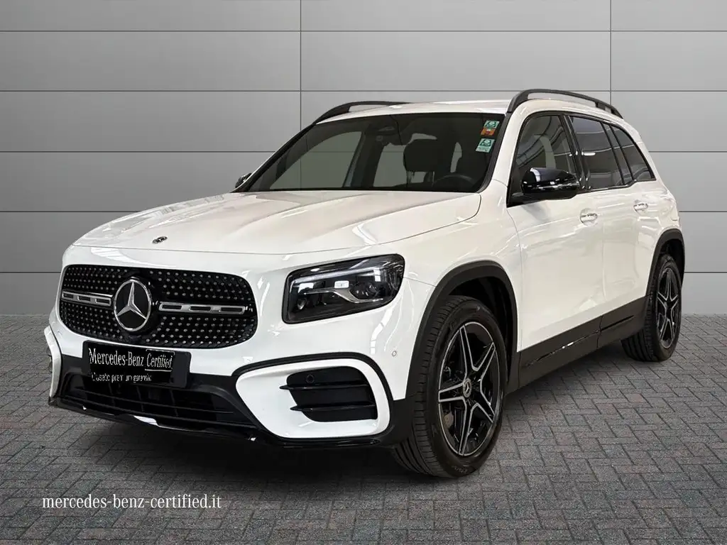 Mercedes-Benz GLB 180 2024 из Европы — купить под ключ