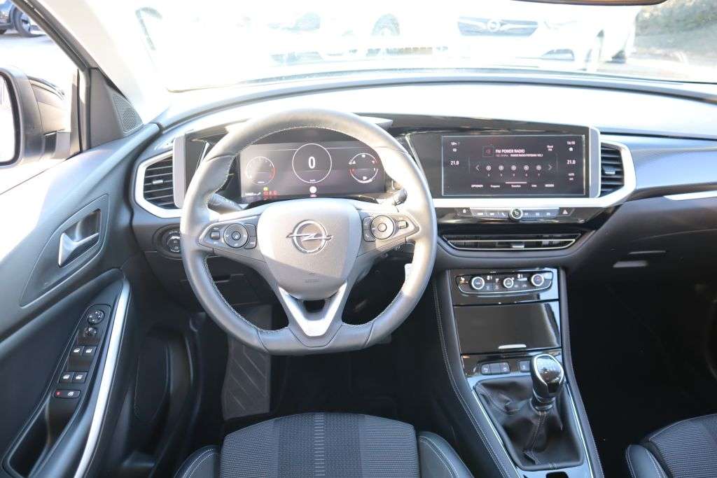 Opel Grandland