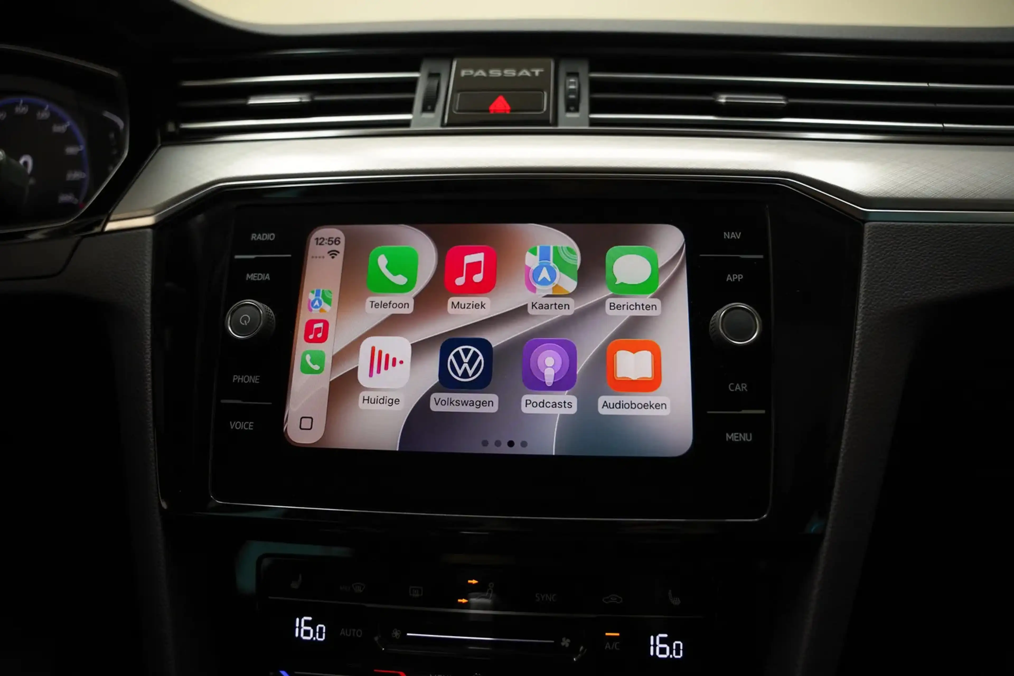 Volkswagen Passat Variant 1.5 TSI Business Aut. [ Panorama LED Virtual Stoel — photo 5