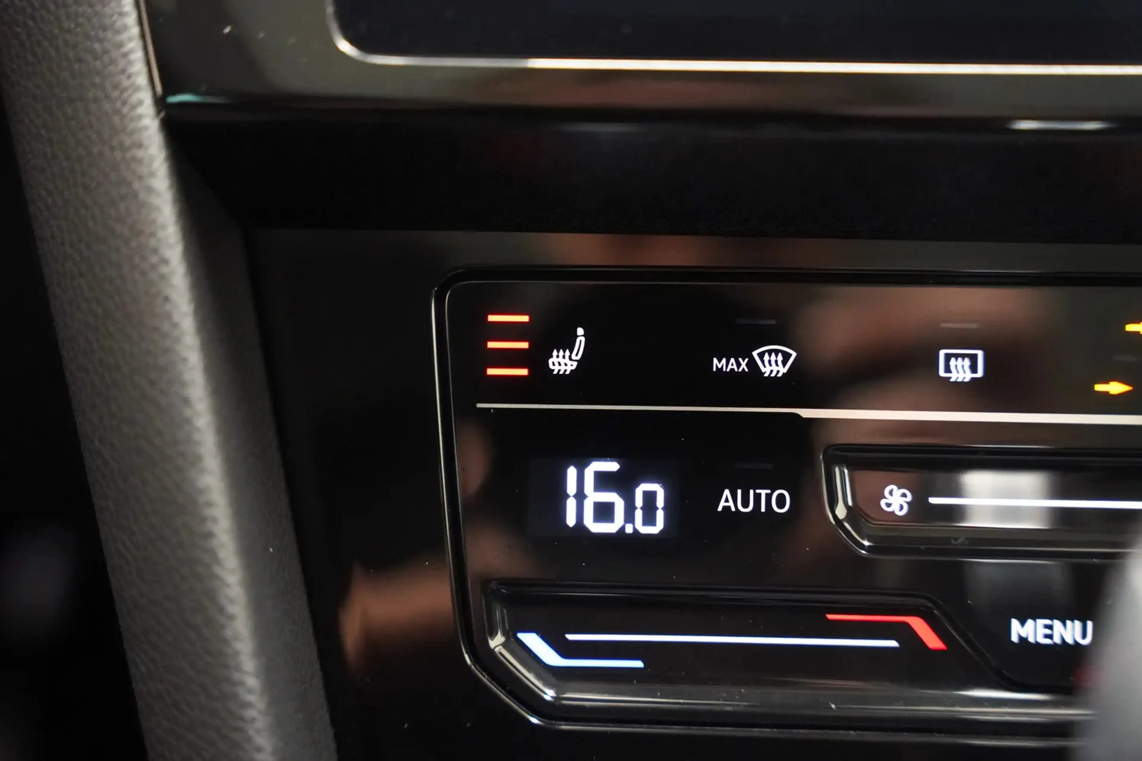 Volkswagen Passat Variant 1.5 TSI Business Aut. [ Panorama LED Virtual Stoel — photo 15