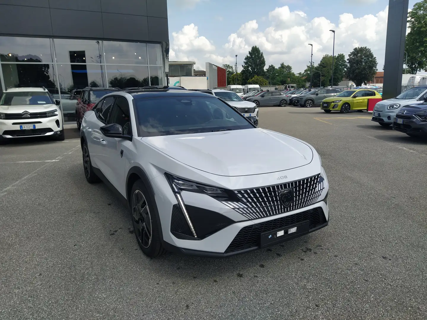 Peugeot 408 1.2 Hybrid 145cv DCS6 GT + TETTO VETRO & ALCANTARA Bianco - 1