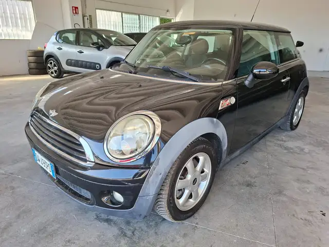 MINI Cooper 1.4 DA NEOPATENTATI