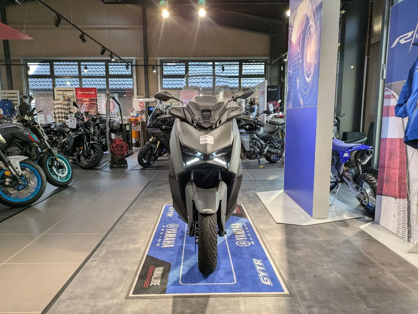 Yamaha X-Max 125 Mj.25 Grey - 2
