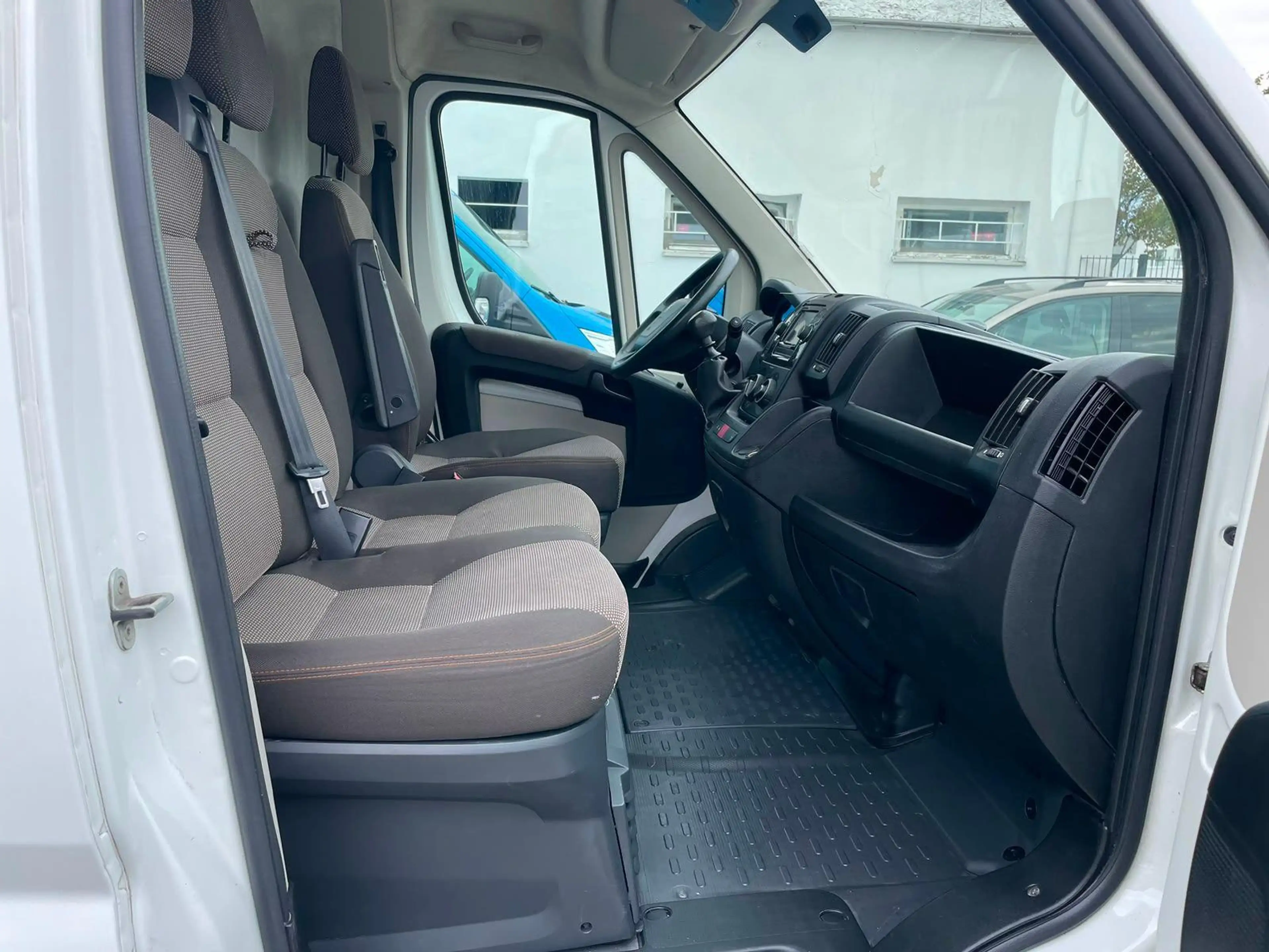 Peugeot Boxer 2.2 HDI//MAXI//L3/H2//KLIMA//1.Hand//TOP — photo 6