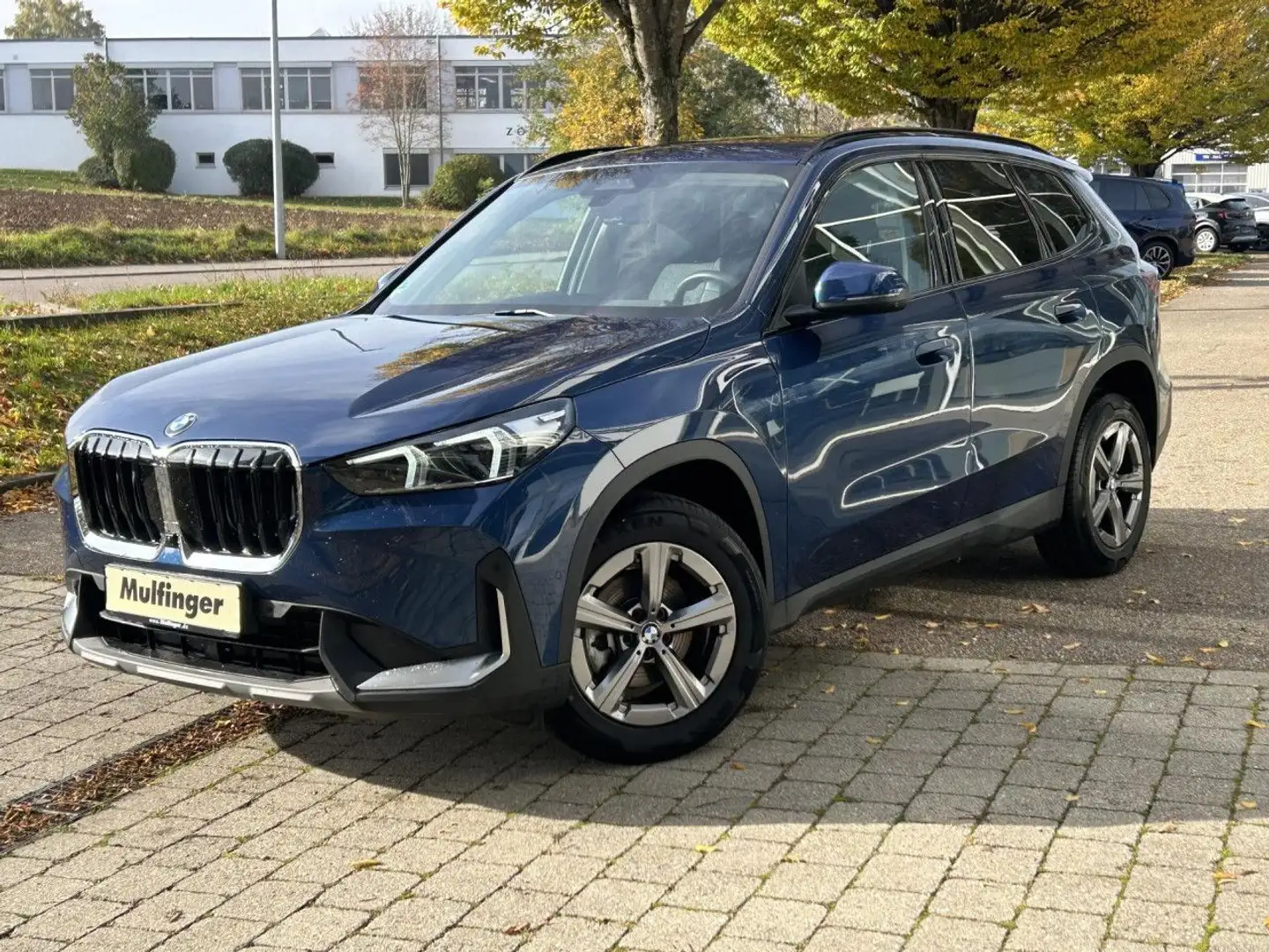 BMW X1 s18d Sports.HUD ACC SurView.LiveProf.Parking+ Blau - 2