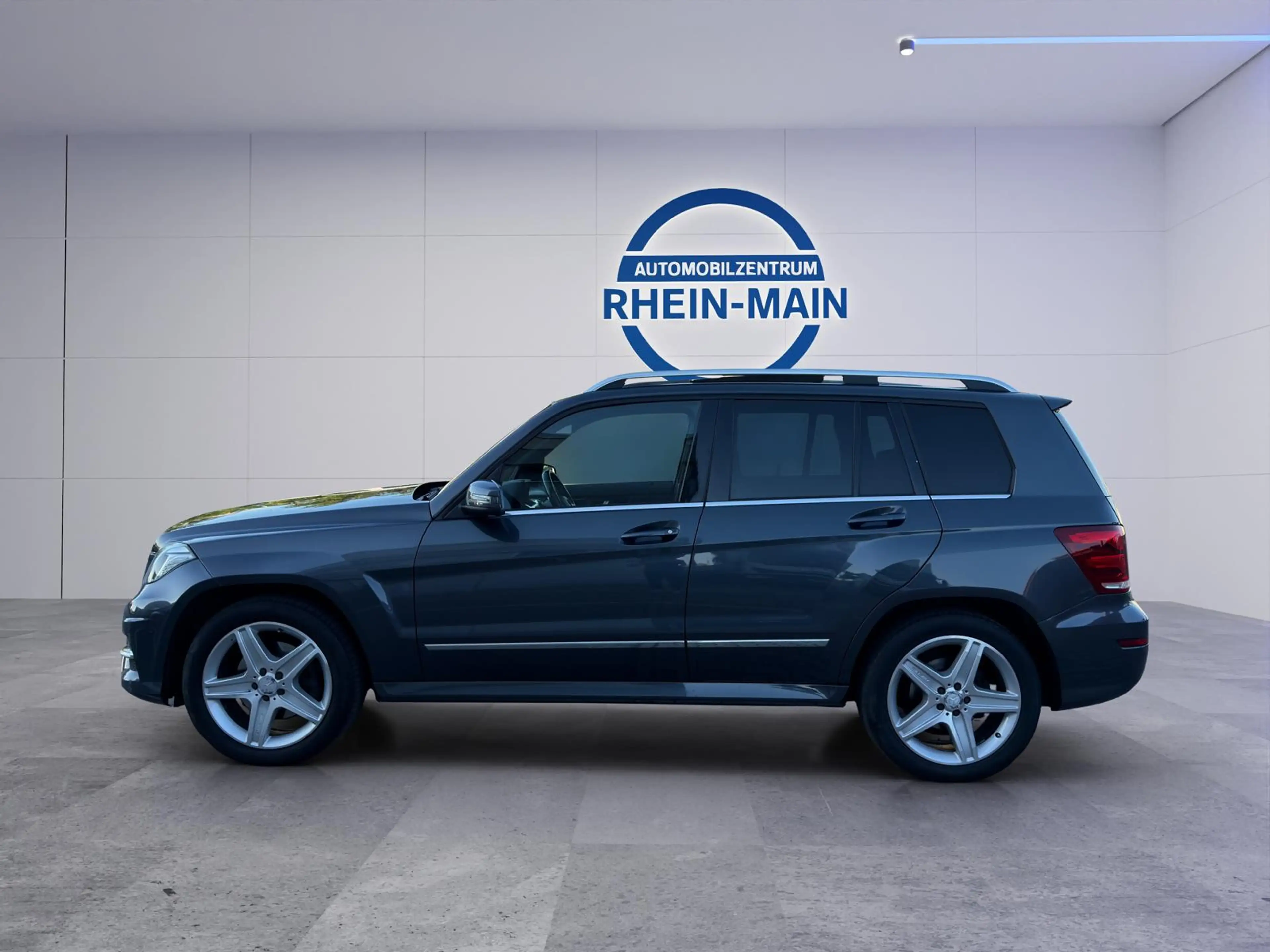 Mercedes-Benz GLK 250 CDI 4Matic AMG PANO HISTORIE! 19ZOLL AHK — photo 2