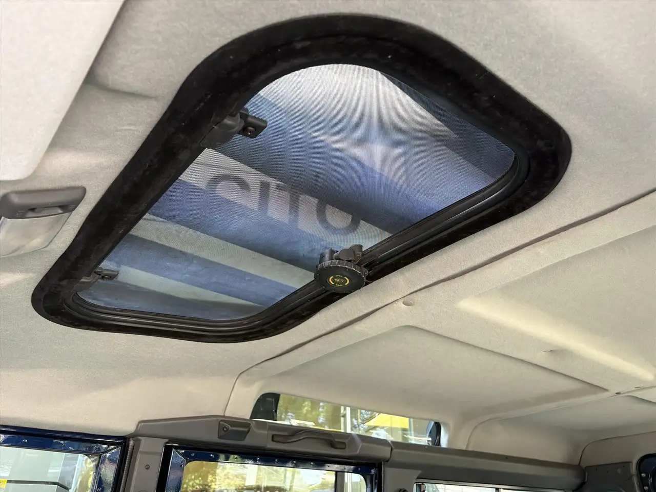Land Rover Defender 2.5TD5 ST WGN 110 S 9 zits, foto 12