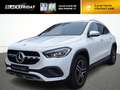 Mercedes-Benz GLA 200 Luxury Line *trekhaak* *2 JAAR GARANTIE* Blanc - thumbnail 1