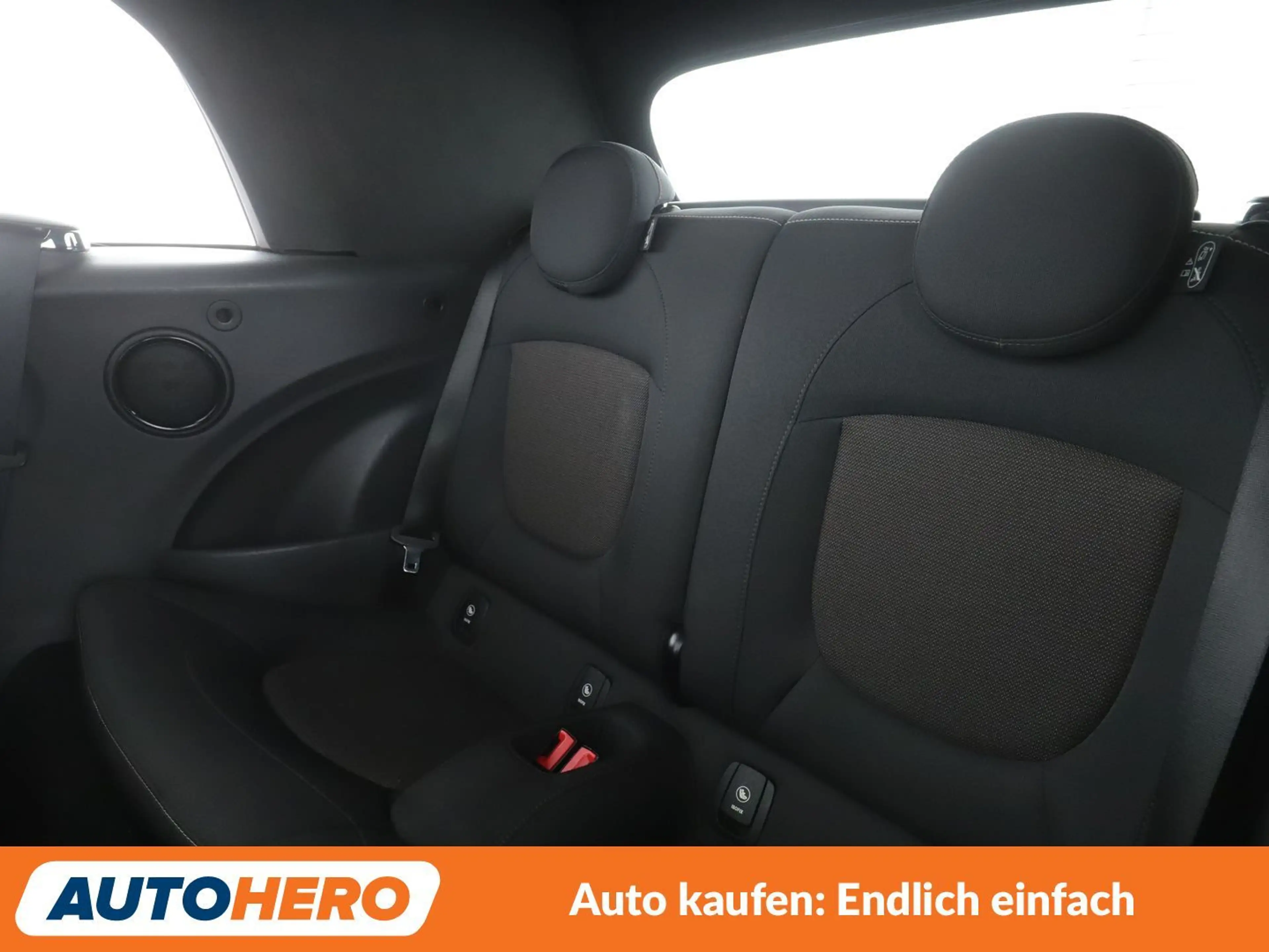 MINI One Cabrio One — photo 14