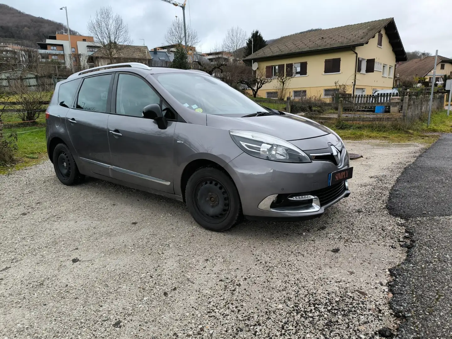 Renault Grand Scenic Grand Scénic dCi 110 Bose Edition EDC 5 pl Gris - 2