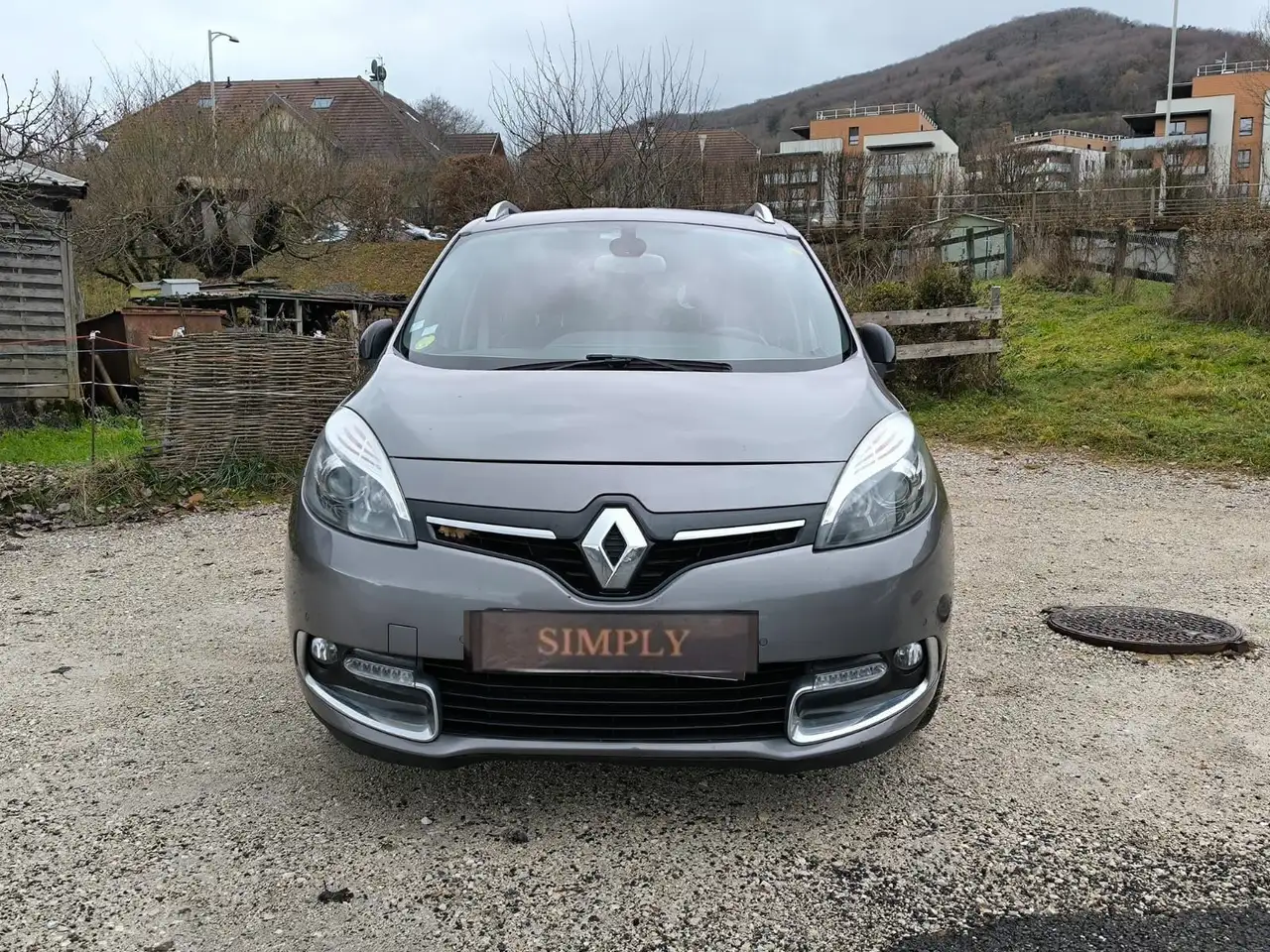 Renault Grand Scenic Grand ScÃ©nic dCi 110 Bose Edition EDC 5