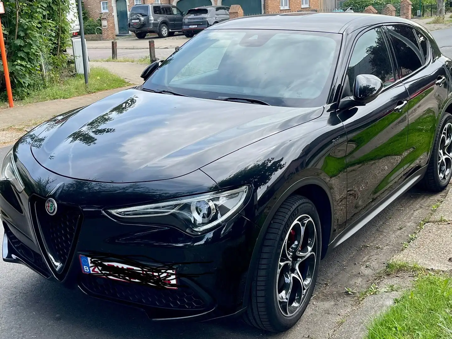 Alfa Romeo Stelvio Stelvio 2.0 Turbo 16V AT8-Q4 Sprint Zwart - 1