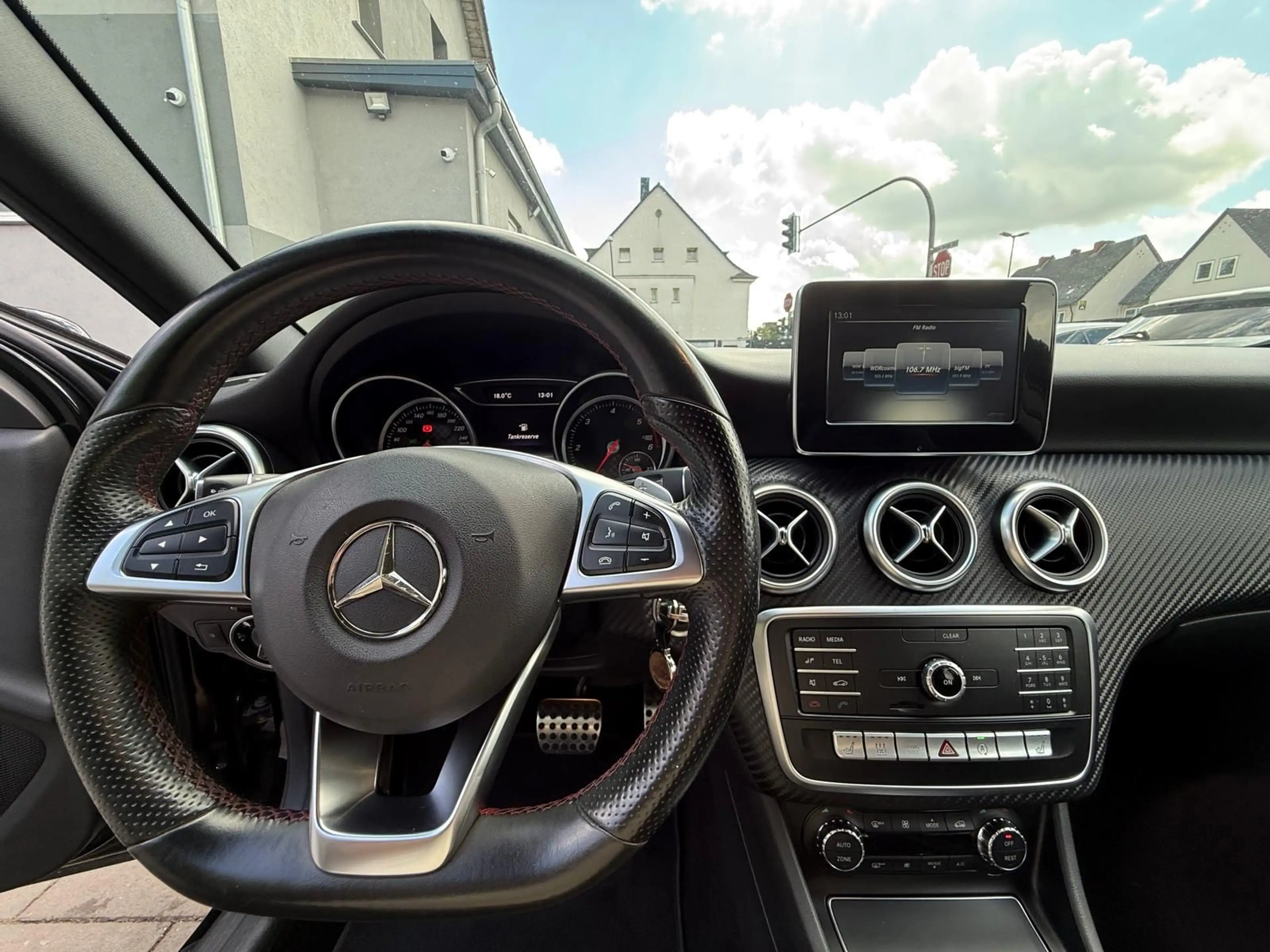 Mercedes-Benz A 200 d AMG Line — photo 14
