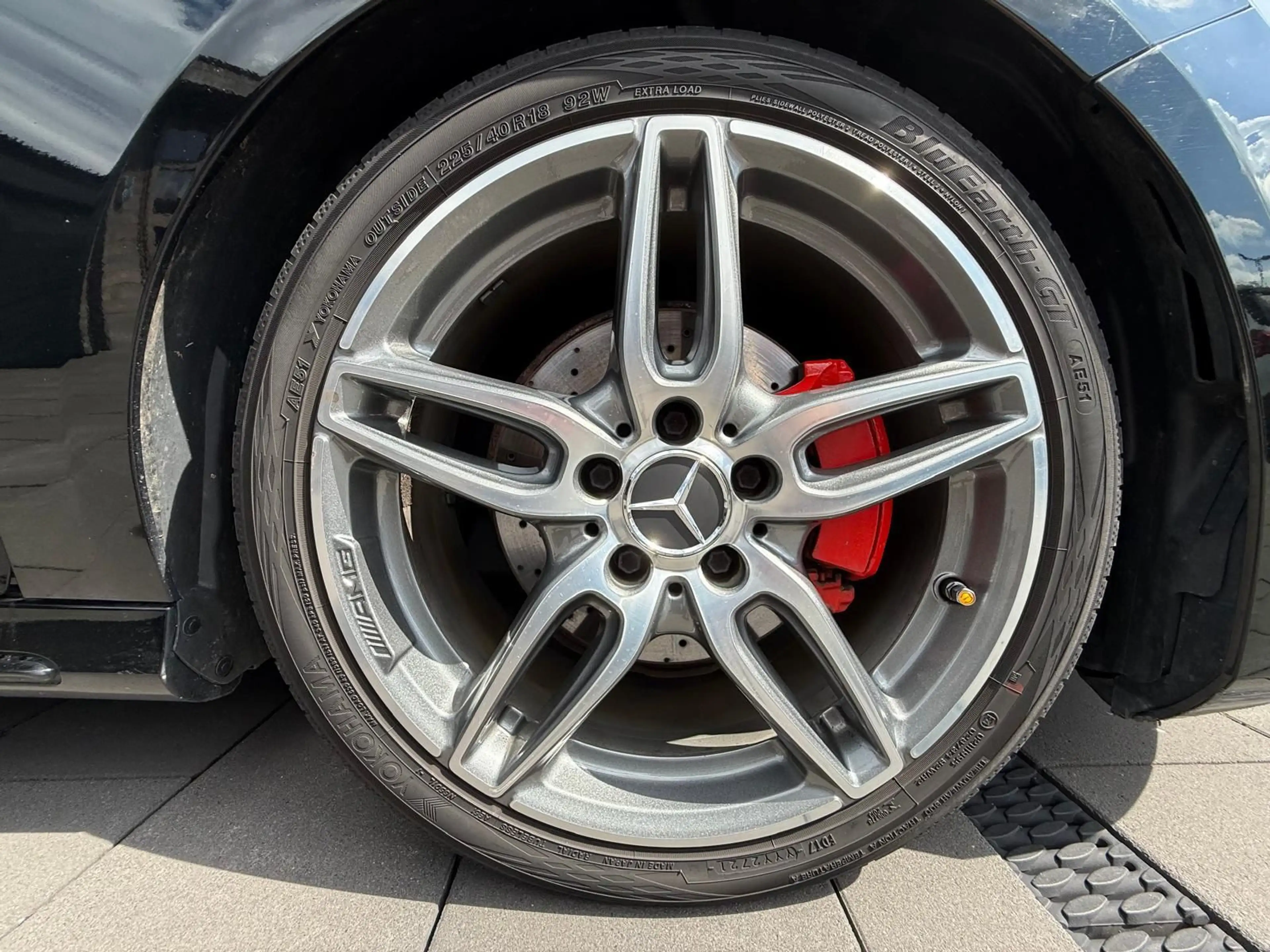 Mercedes-Benz A 200 d AMG Line — photo 20