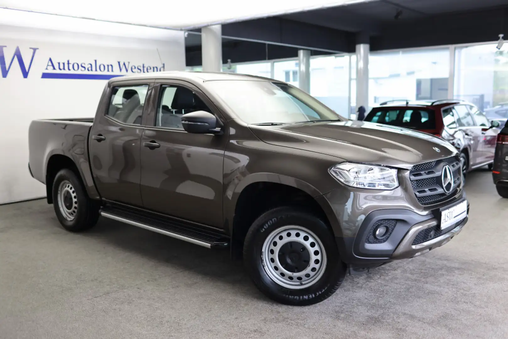 Mercedes-Benz X 220 4MATIC SCHALTER   RÜCKFAHRKAMERA Braun - 1