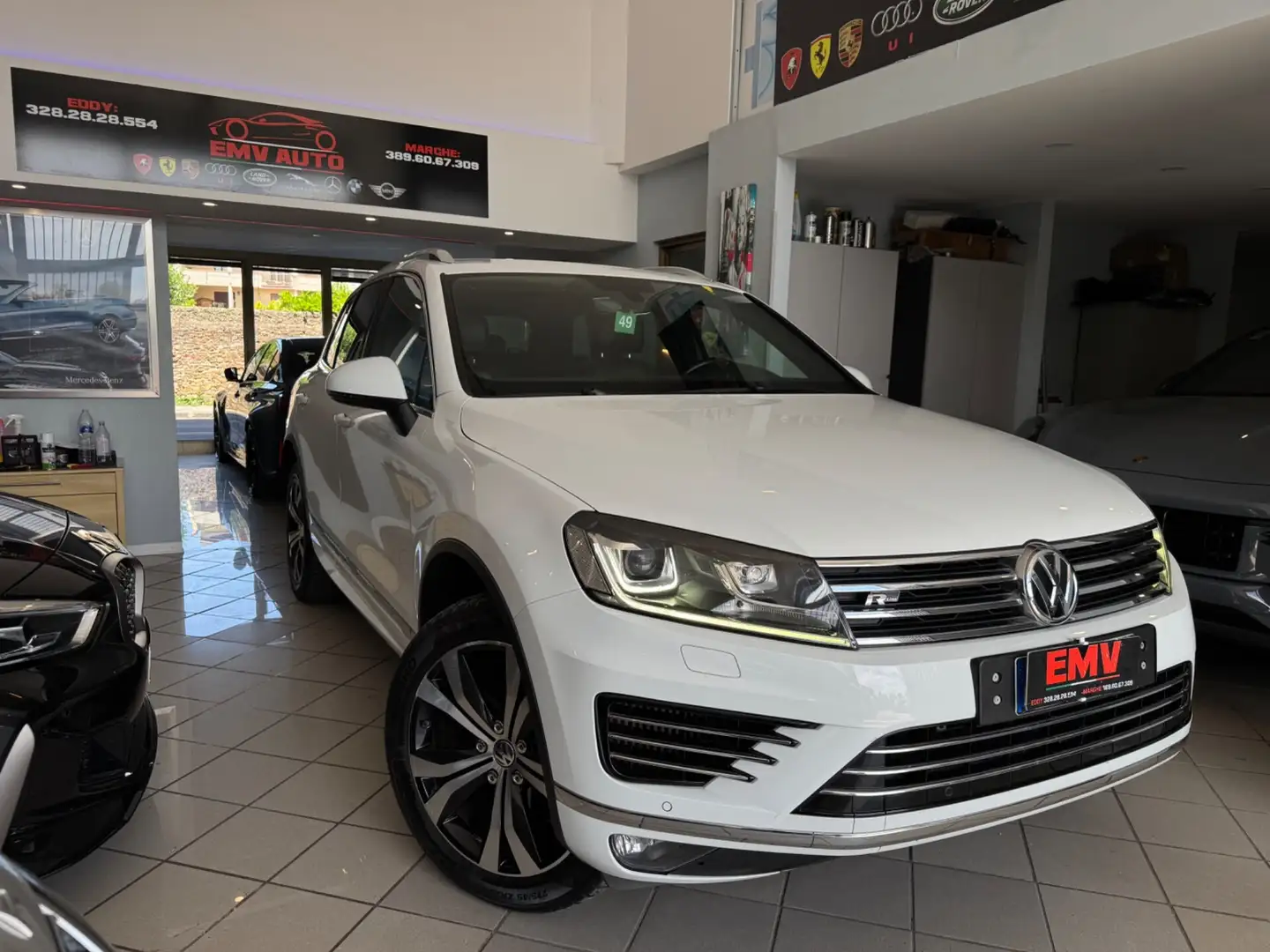 Volkswagen Touareg 3.0 V6 TDI 204cv Titanic White - 1