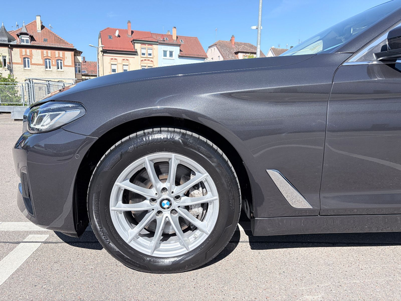 BMW 530 d xDrive PANO/MATRIX/AHK/HUD/STOP&GO/KAMERA — photo 9