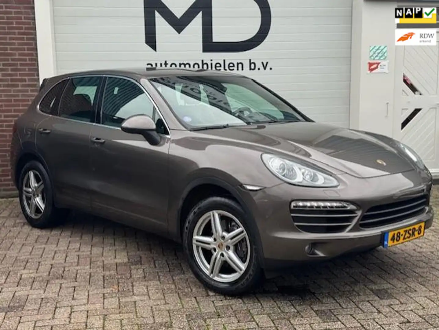 Porsche Cayenne 3.6 -Dealer onderhouden-Trekhaak-Luchtvering Bruin - 1