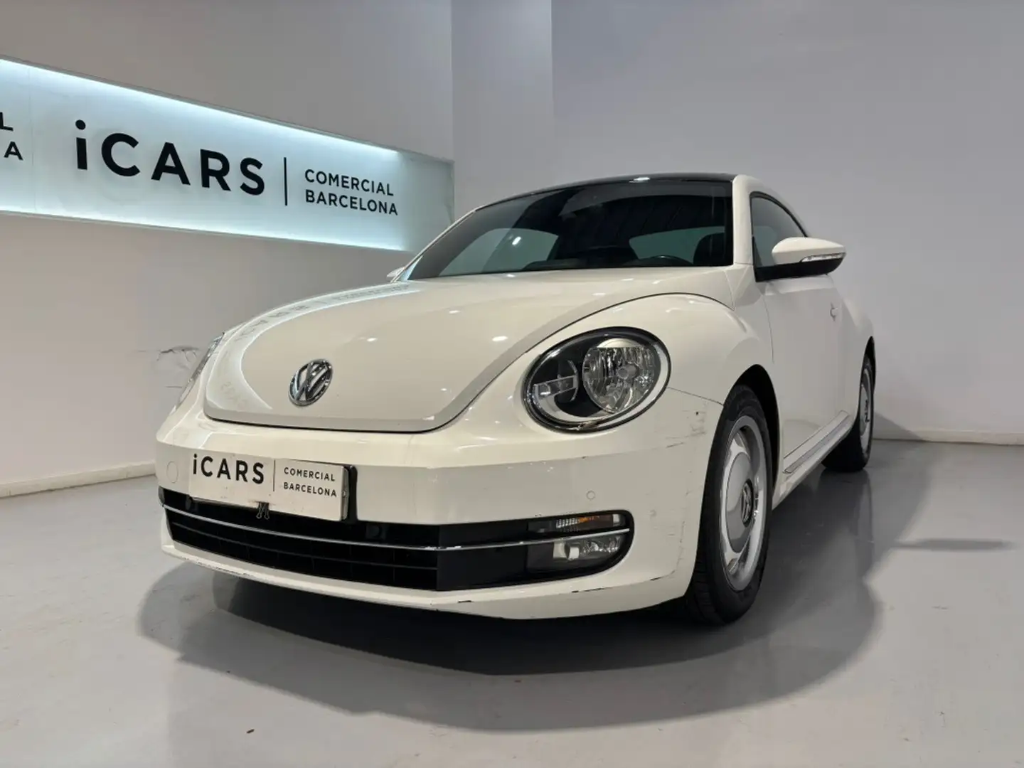 Volkswagen Beetle 1.6TDI Design 105 Blanco - 1