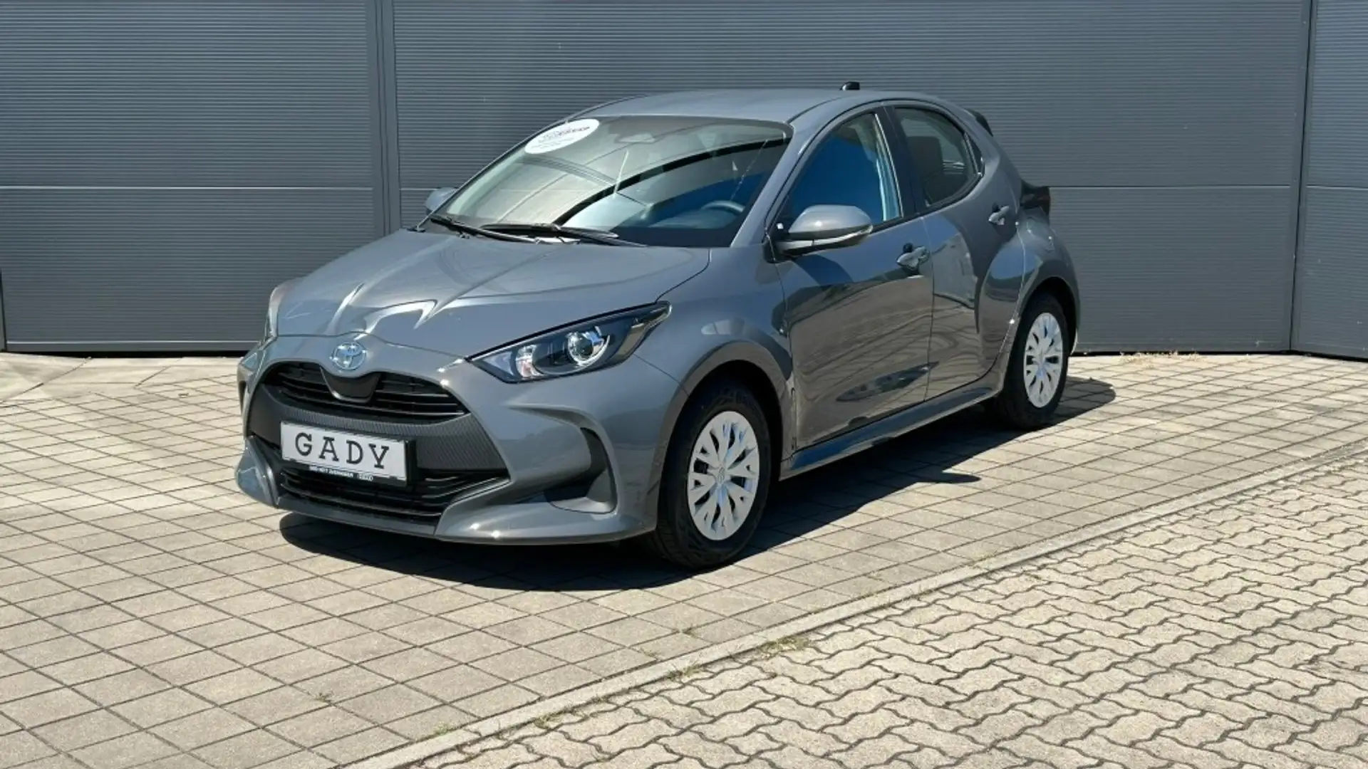 Toyota Yaris 1,5 VVT-i Hybrid Active Grau - 2