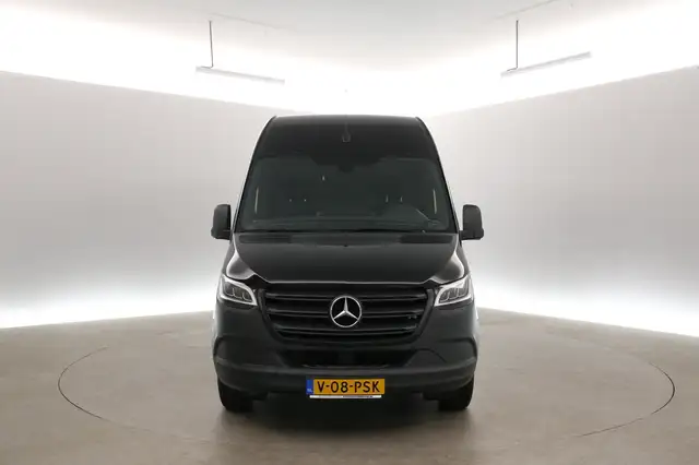 Mercedes-Benz Sprinter view 7