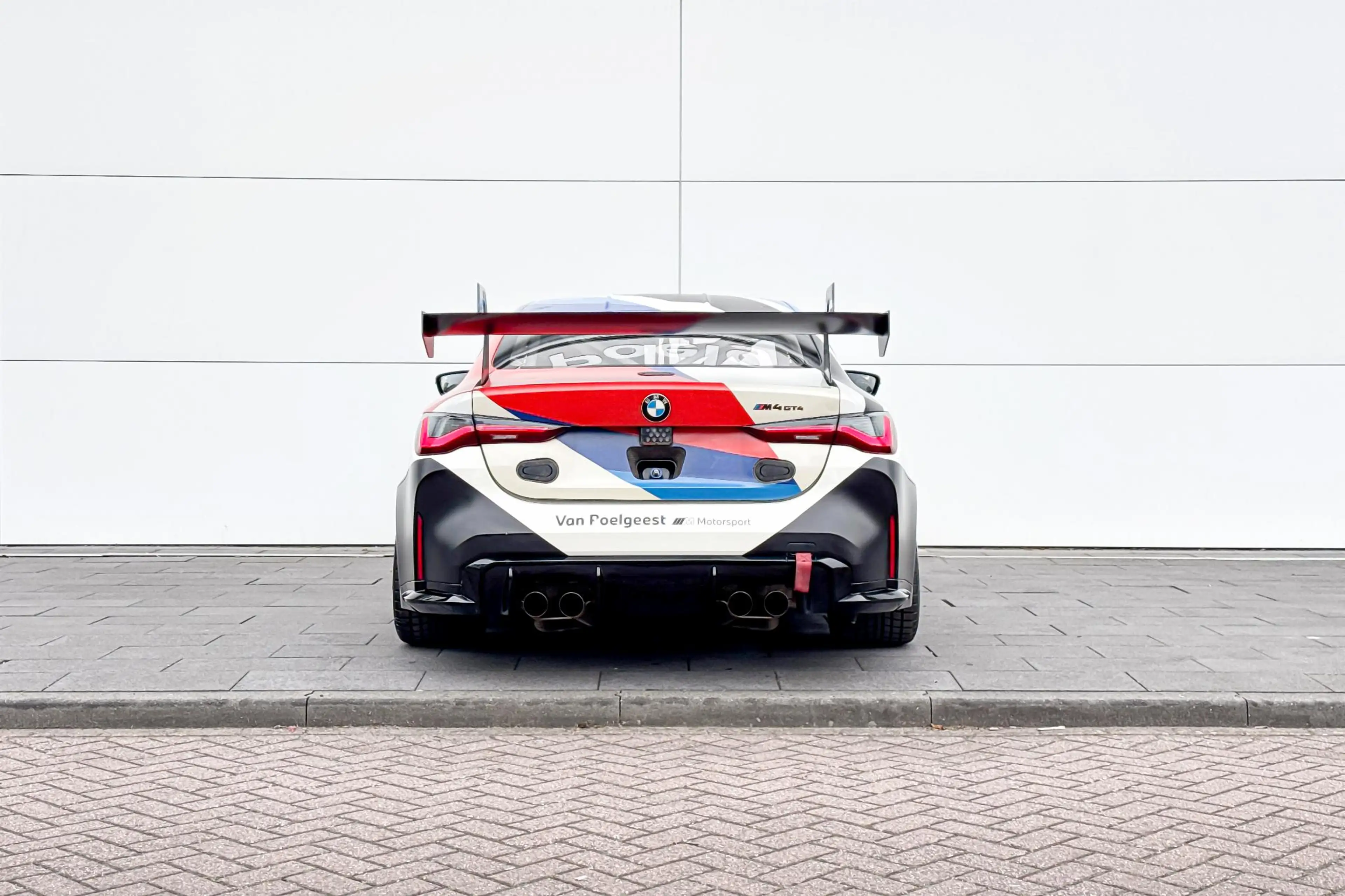 BMW M4 GT4 405kW — photo 6