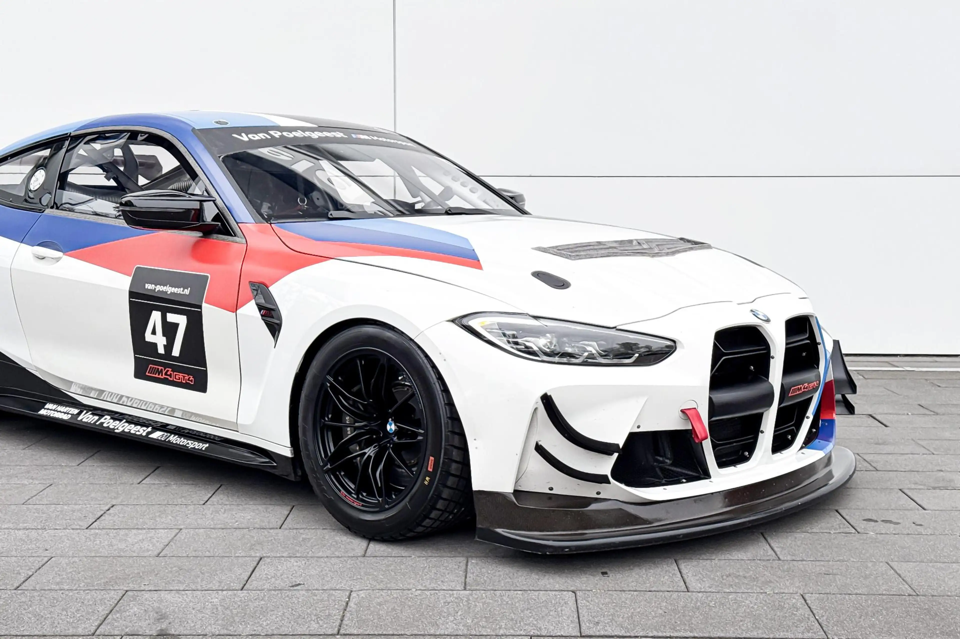 BMW M4 GT4 405kW — photo 15