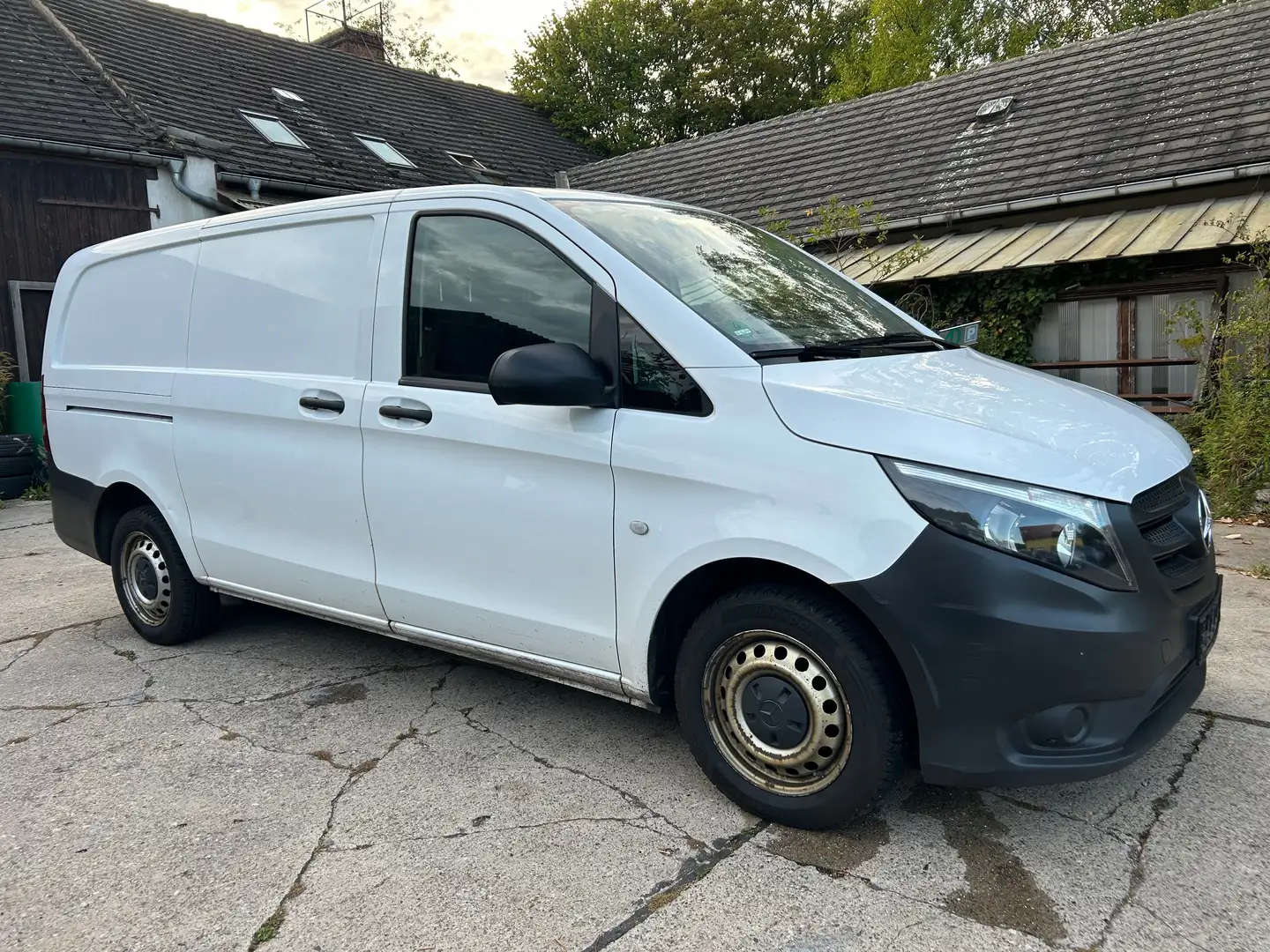Mercedes-Benz Vito 114/116 CDI,119 CDI/BT RWD lang,2.2 L, Euro 6 y, Blanc - 1