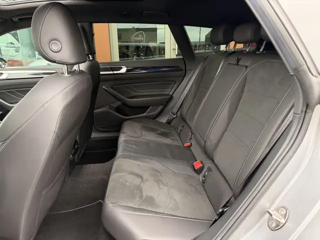 Volkswagen Arteon view 8