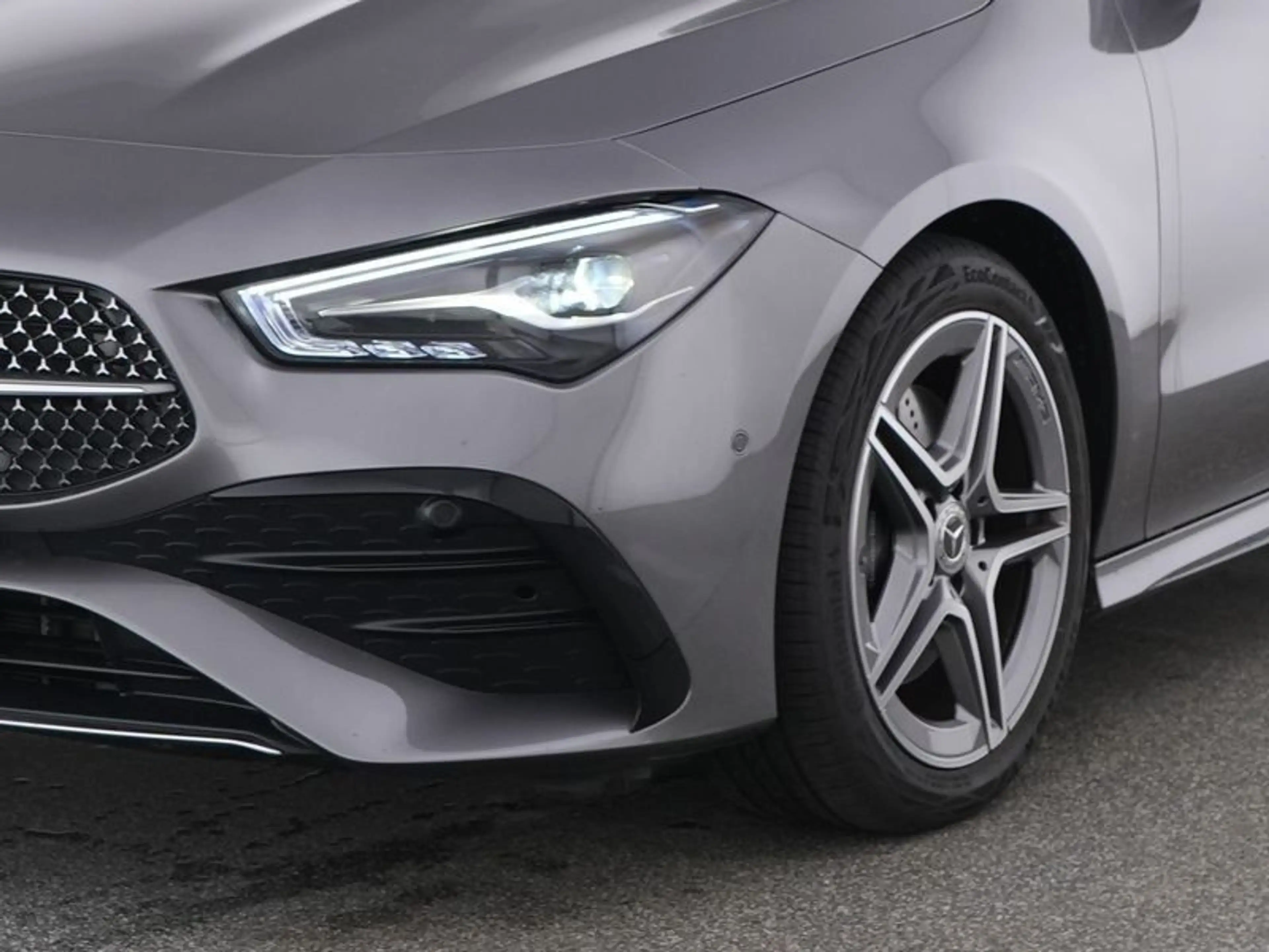 Mercedes-Benz CLA 200 AMG Premium Panorama Leder Kamera Totw. — photo 6