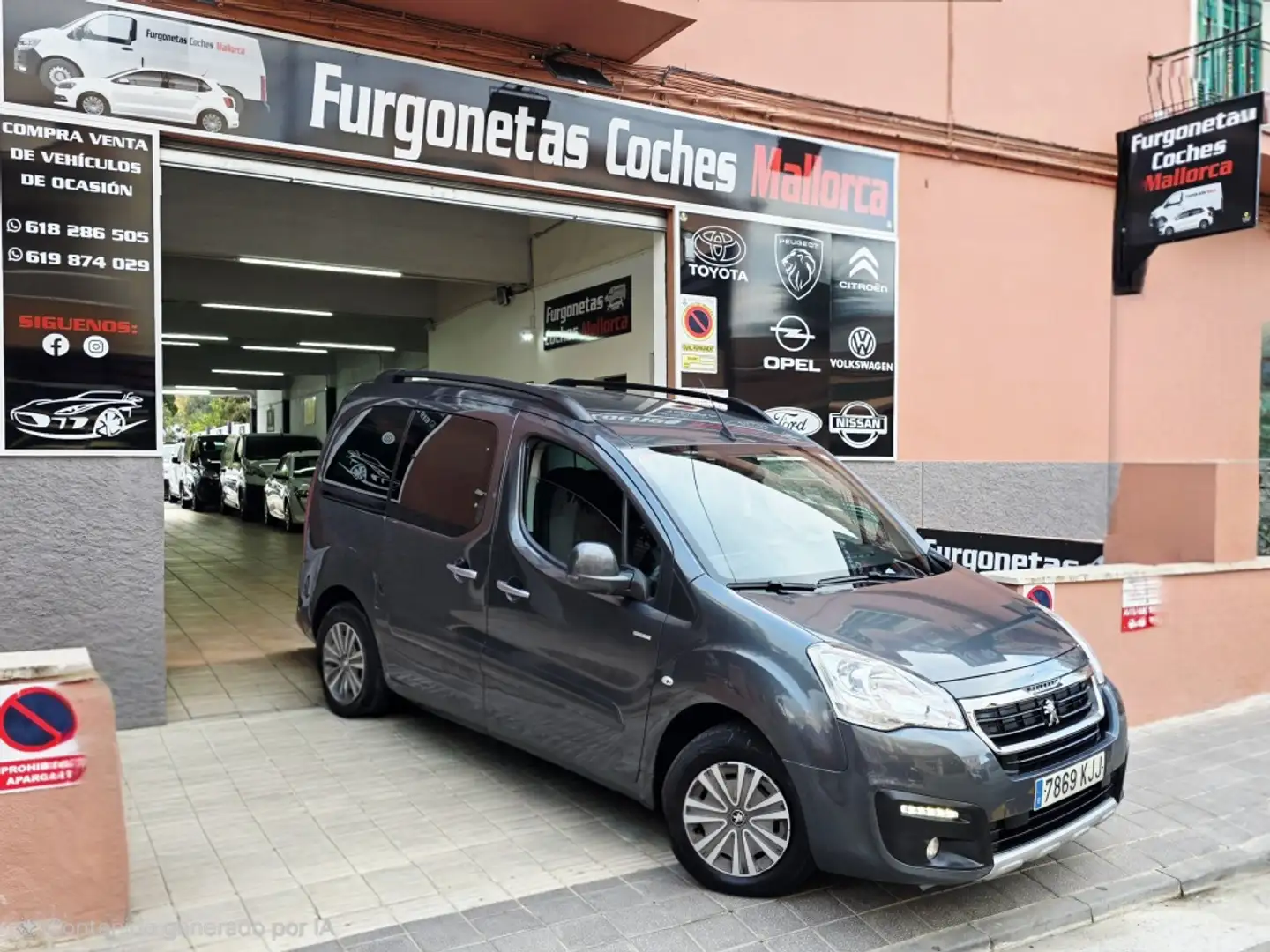 Peugeot Partner Tepee 1.6BlueHDI Outdoor 100 Gris - 1