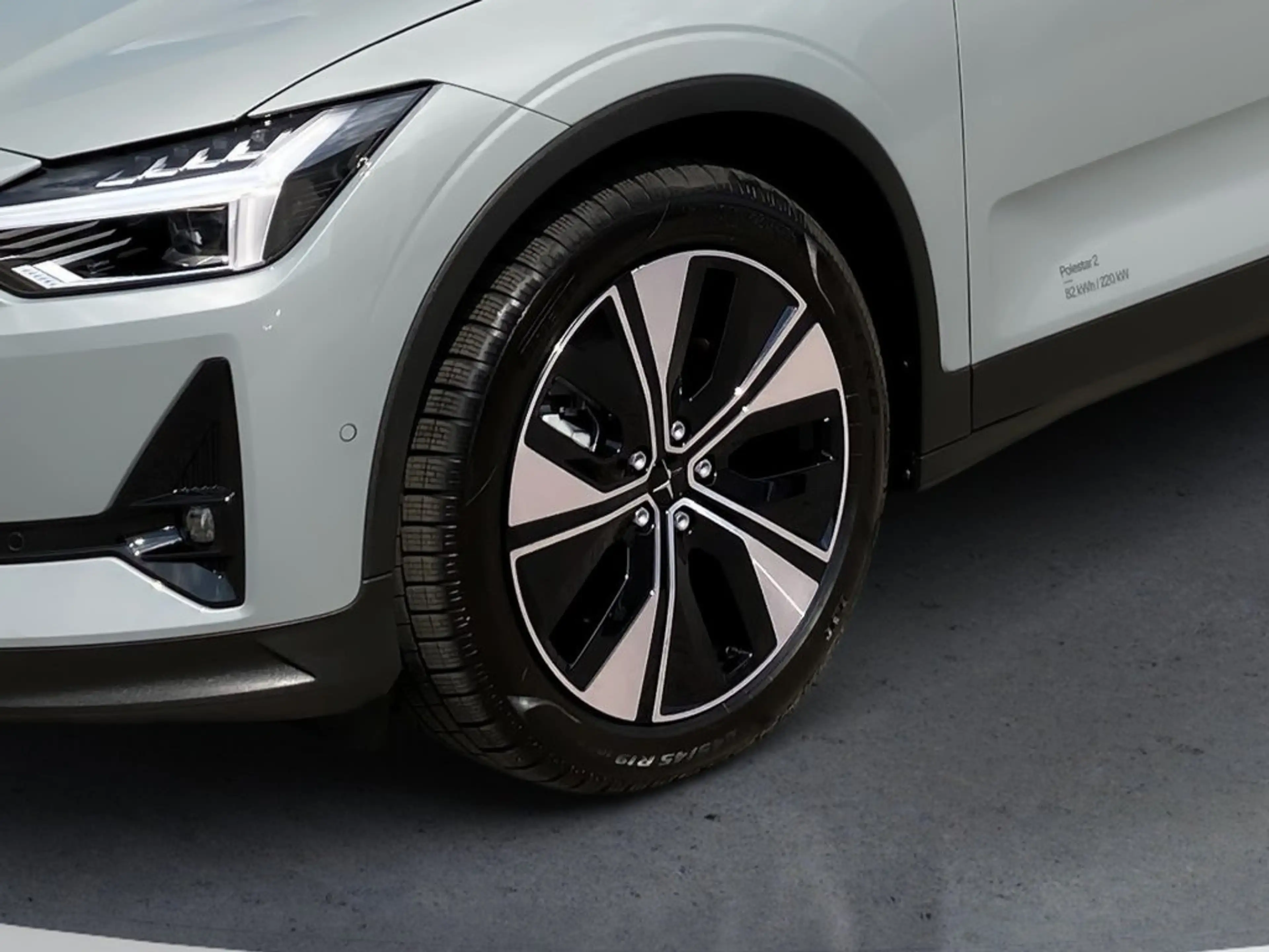 Polestar 2 Polestar 2 Long Range Single Motor — photo 8