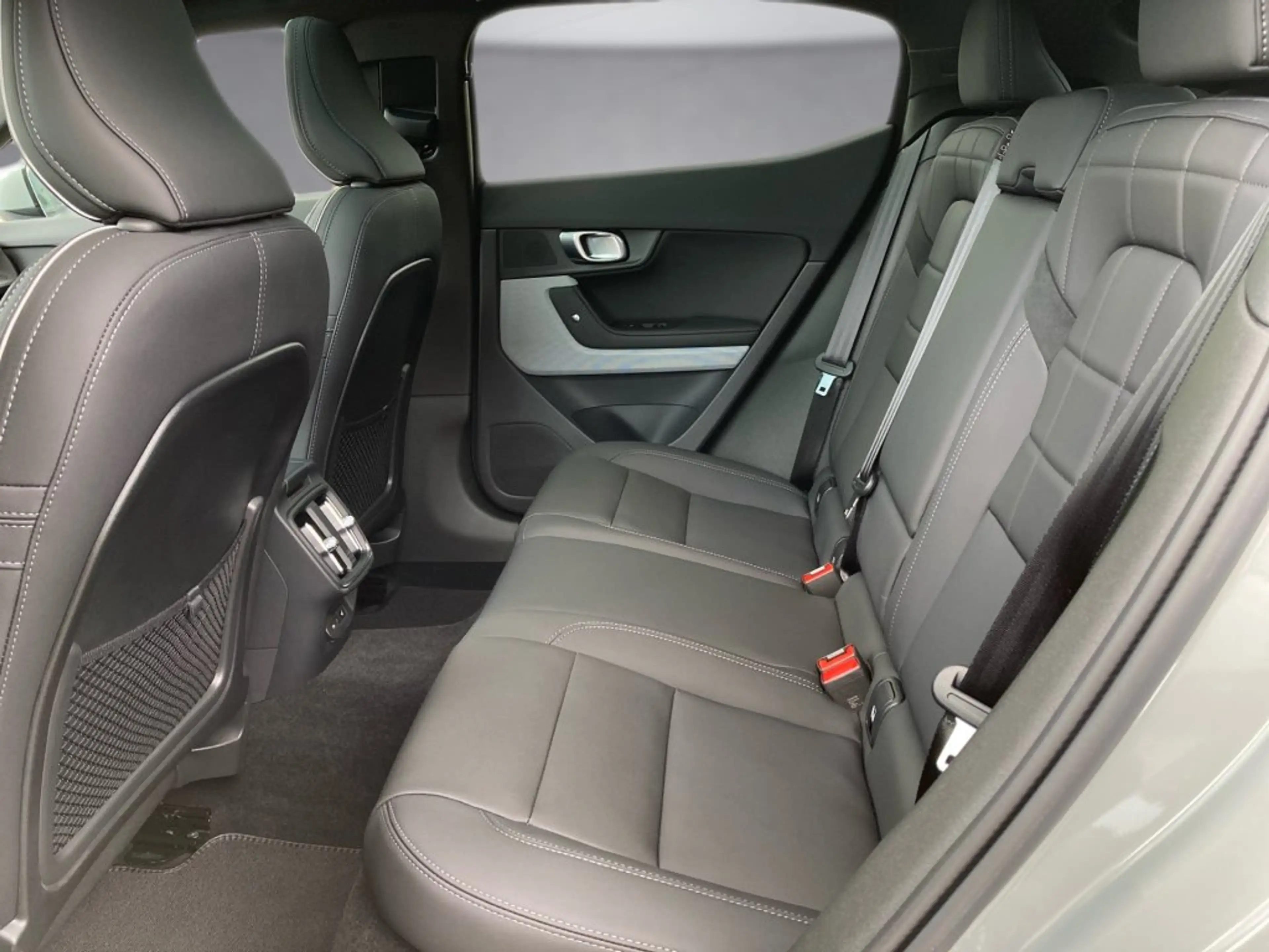 Polestar 2 Polestar 2 Long Range Single Motor — photo 12