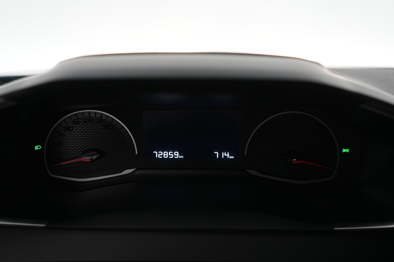 Peugeot 2008 1.5 BlueHDi Active GPS PDC CAM Carplay Verw. Zetel — photo 14