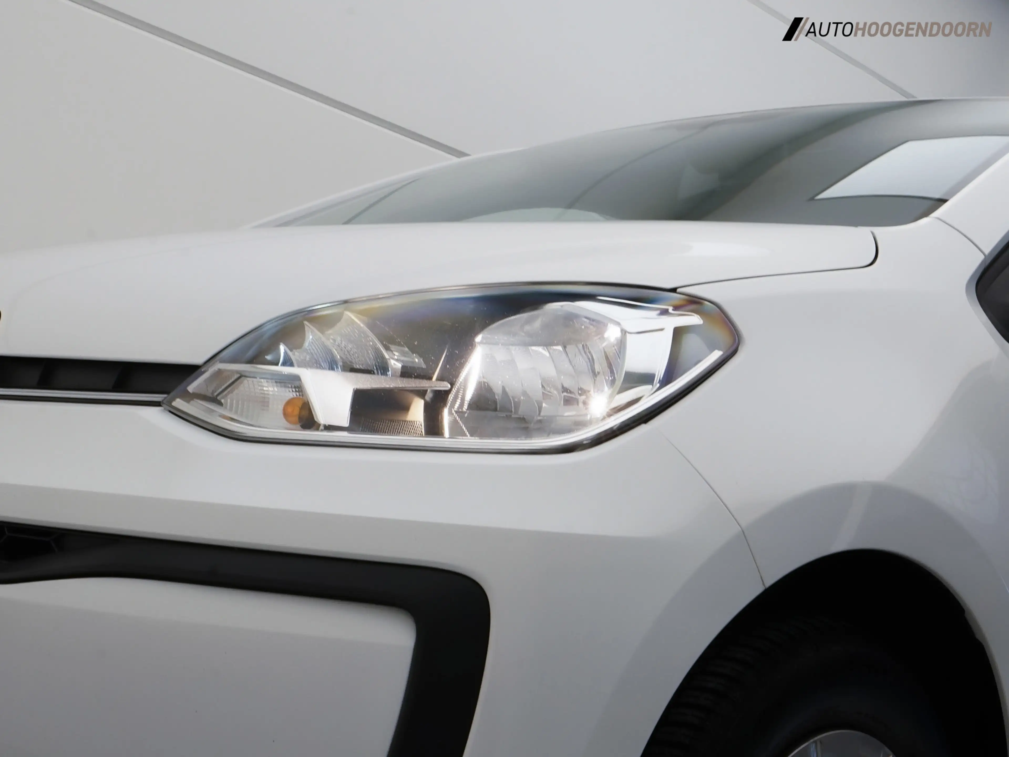 Volkswagen up! Comfortline 1.0 (BLUETOOTH,LANE ASSIST,AIRCONDITIO — photo 9