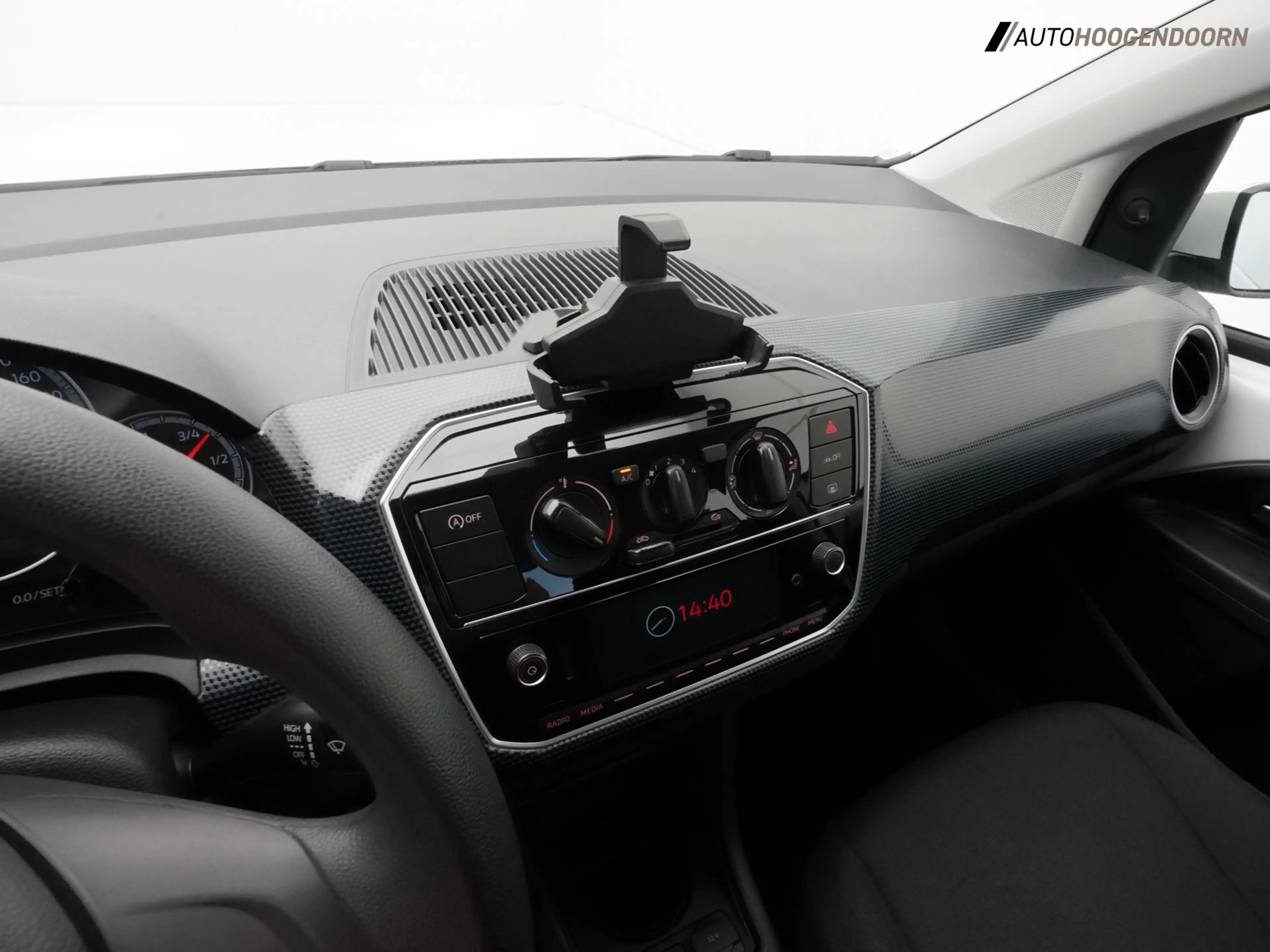 Volkswagen up! Comfortline 1.0 (BLUETOOTH,LANE ASSIST,AIRCONDITIO — photo 21