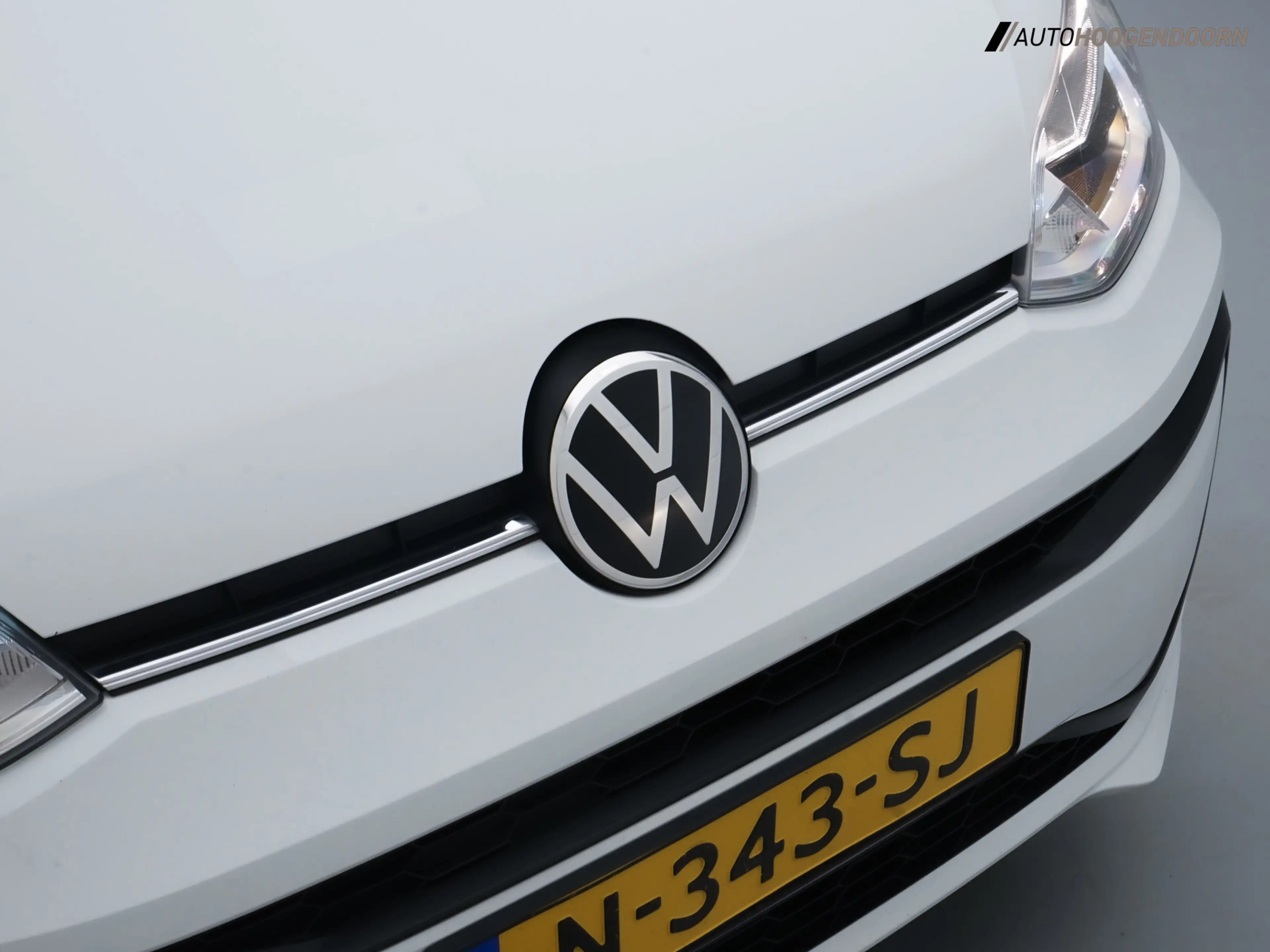 Volkswagen up! Comfortline 1.0 (BLUETOOTH,LANE ASSIST,AIRCONDITIO — photo 8