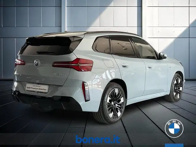 BMW X3 view 6