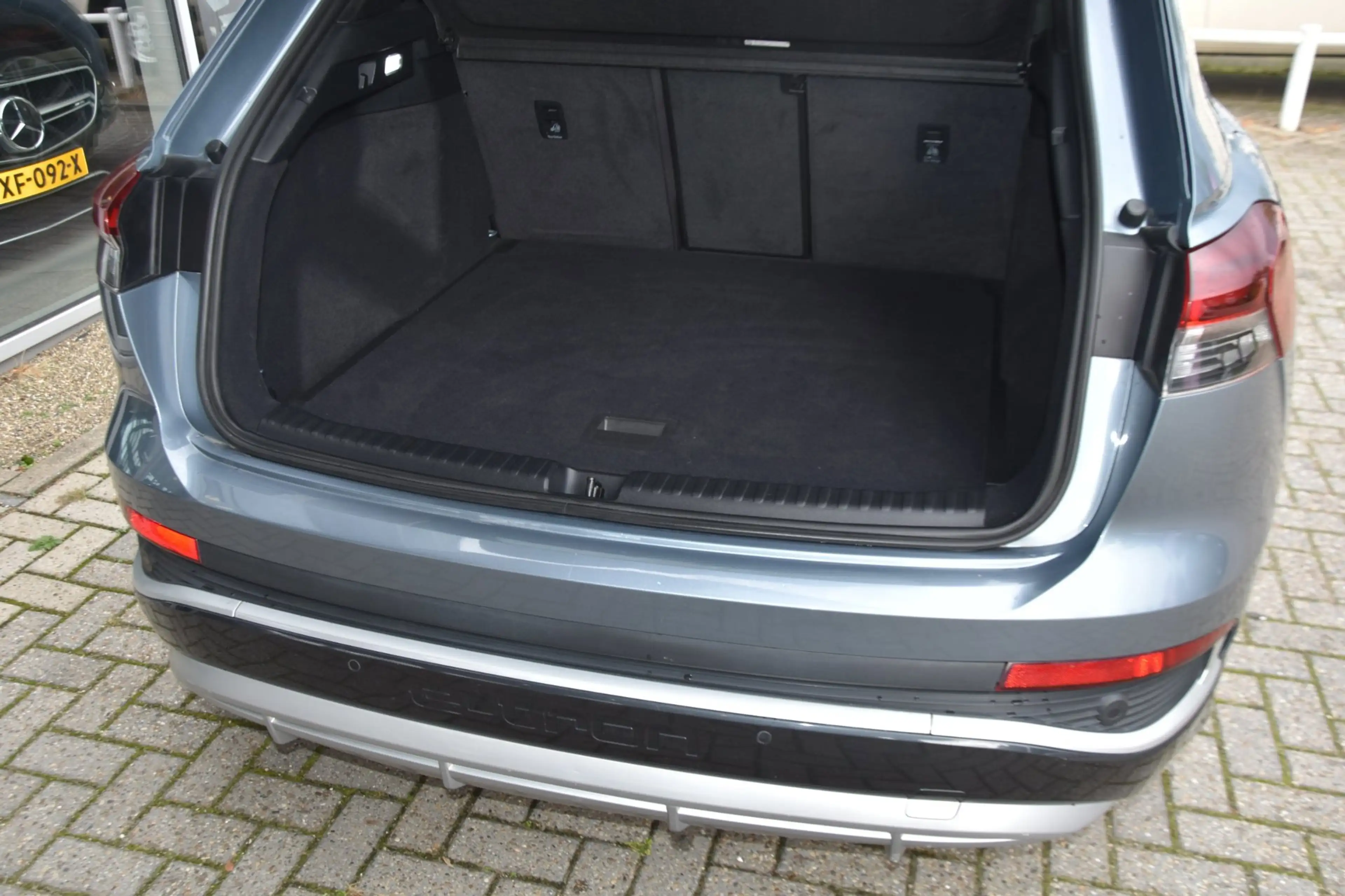Audi Q4 e-tron 50 QUATTRO S COMPETITION | 299PK | 94% SOH | PANO — photo 7