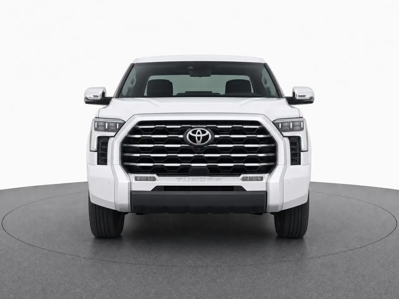 Toyota Tundra снимка Toyota Tundra