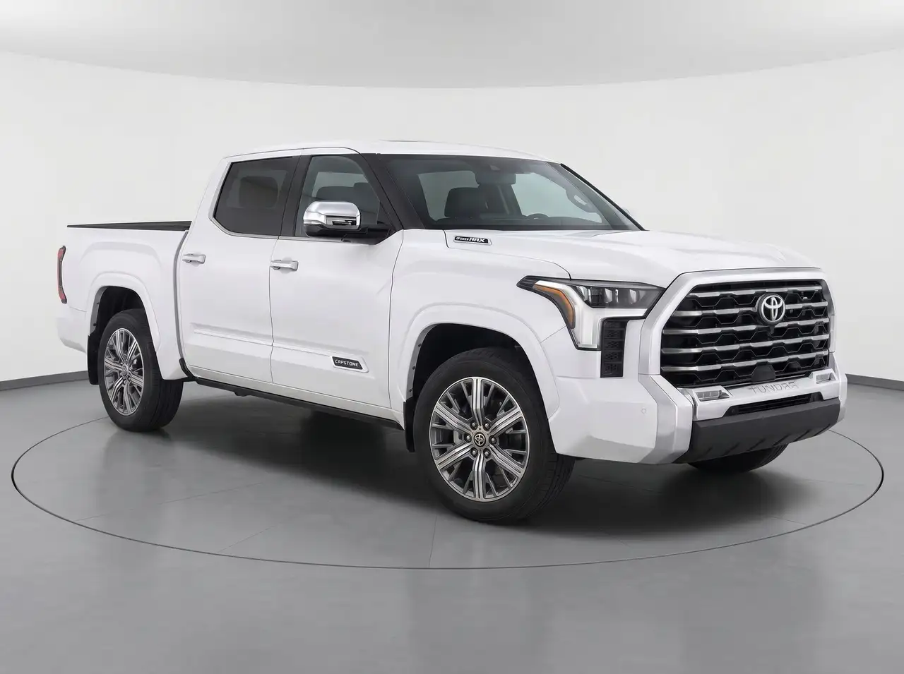 Toyota Tundra снимка Toyota Tundra