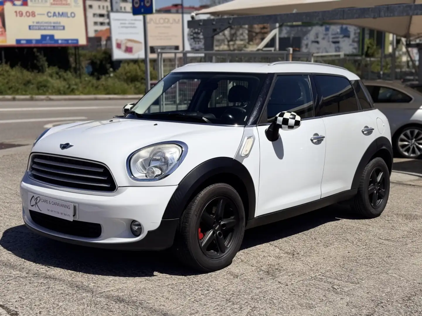 MINI Cooper Countryman D Білий - 1