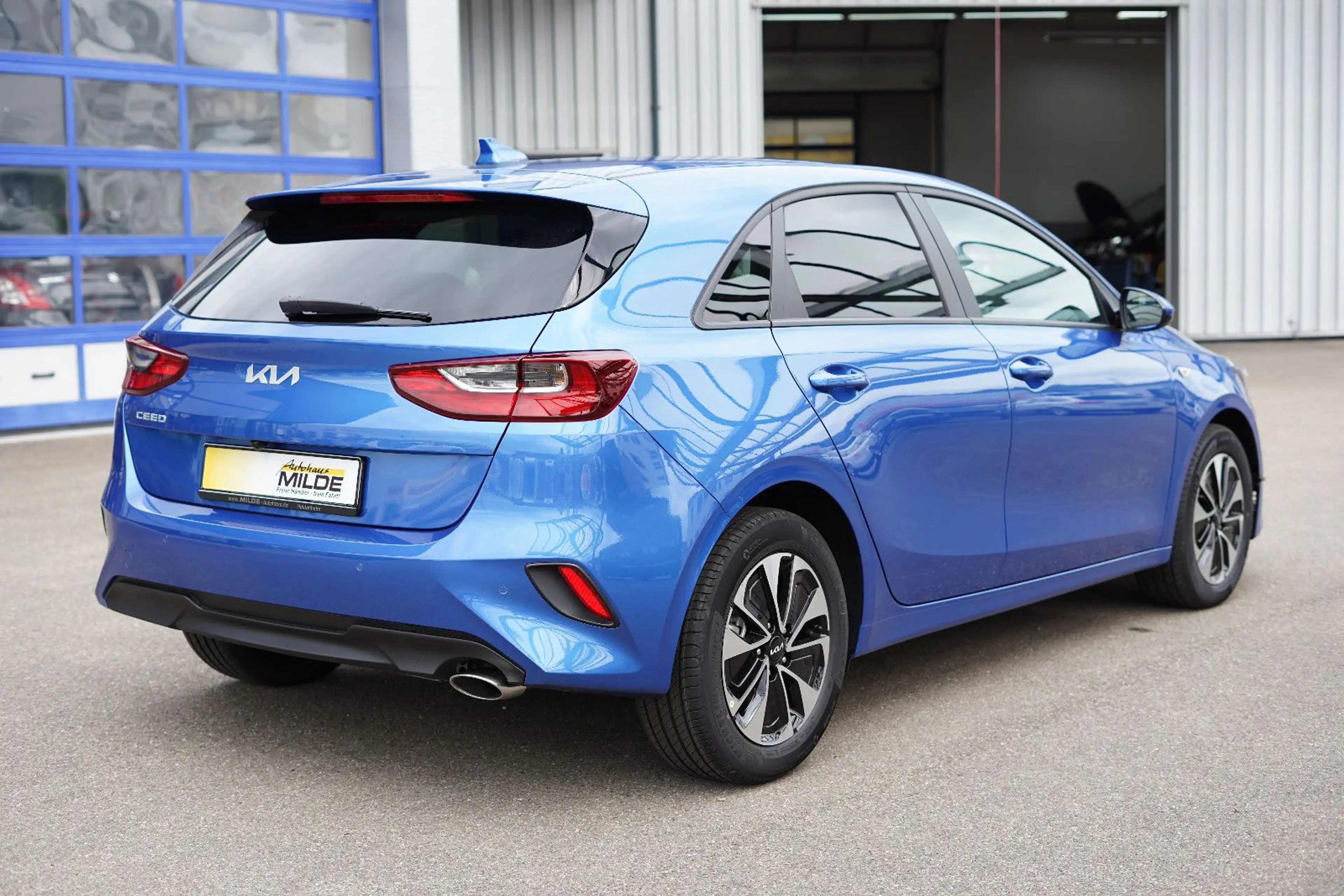 Kia Ceed / cee'd CEED 140 PS AUTOMATIK SHZ KAMERA NAVI PDC VO+HI — photo 6