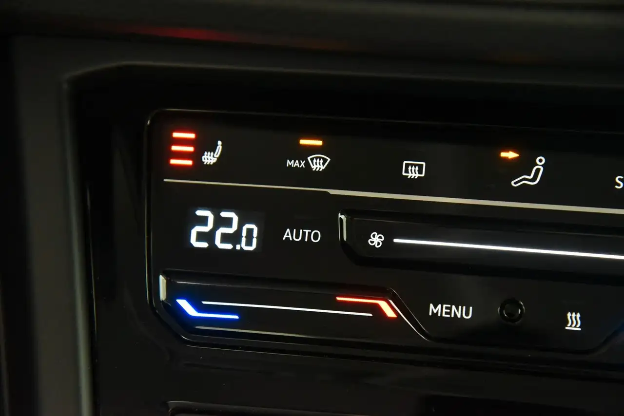 Volkswagen Touran 2.0 TDI DSG AHK IQ.LIGHT Standhzg Kamera, миниатюра 15