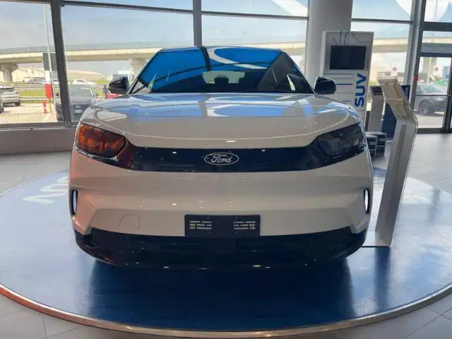 Ford Capri 77kwh extended range premium rwd