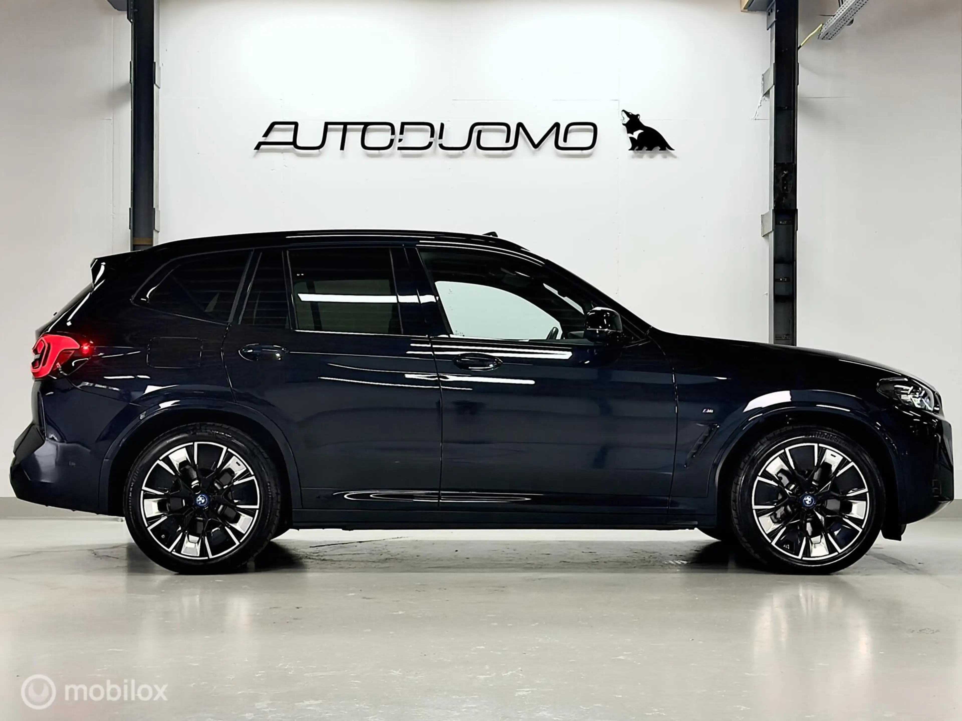 BMW iX3 High Executive 80 kWh M Sport | Pano | M Seats | H — photo 12