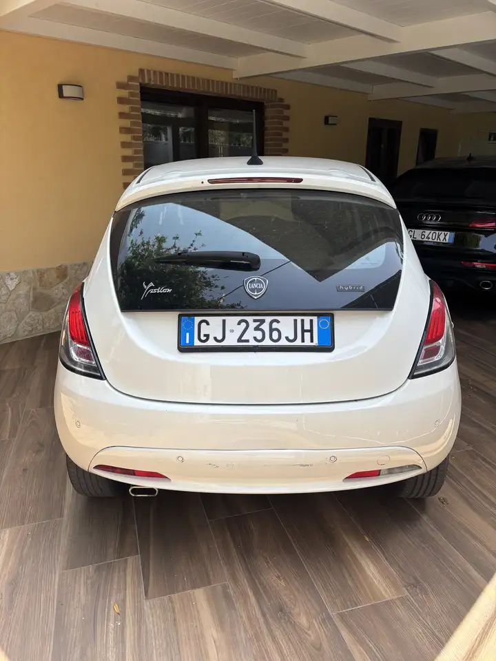 Lancia Ypsilon 2022