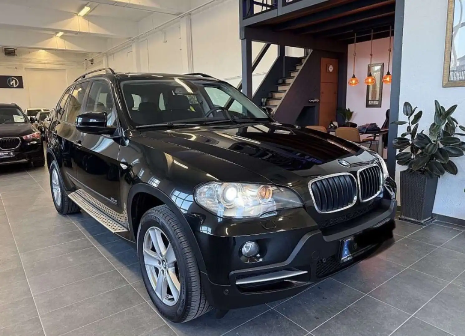 BMW X5 3,0si Österreich-Paket Aut. Schwarz - 1